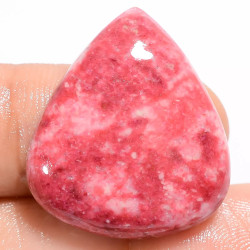 Thulite 29,50 carats