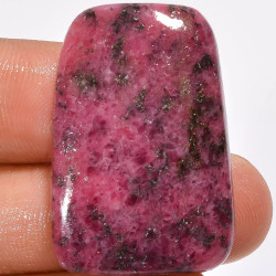 Rhodonite 45,0 carats